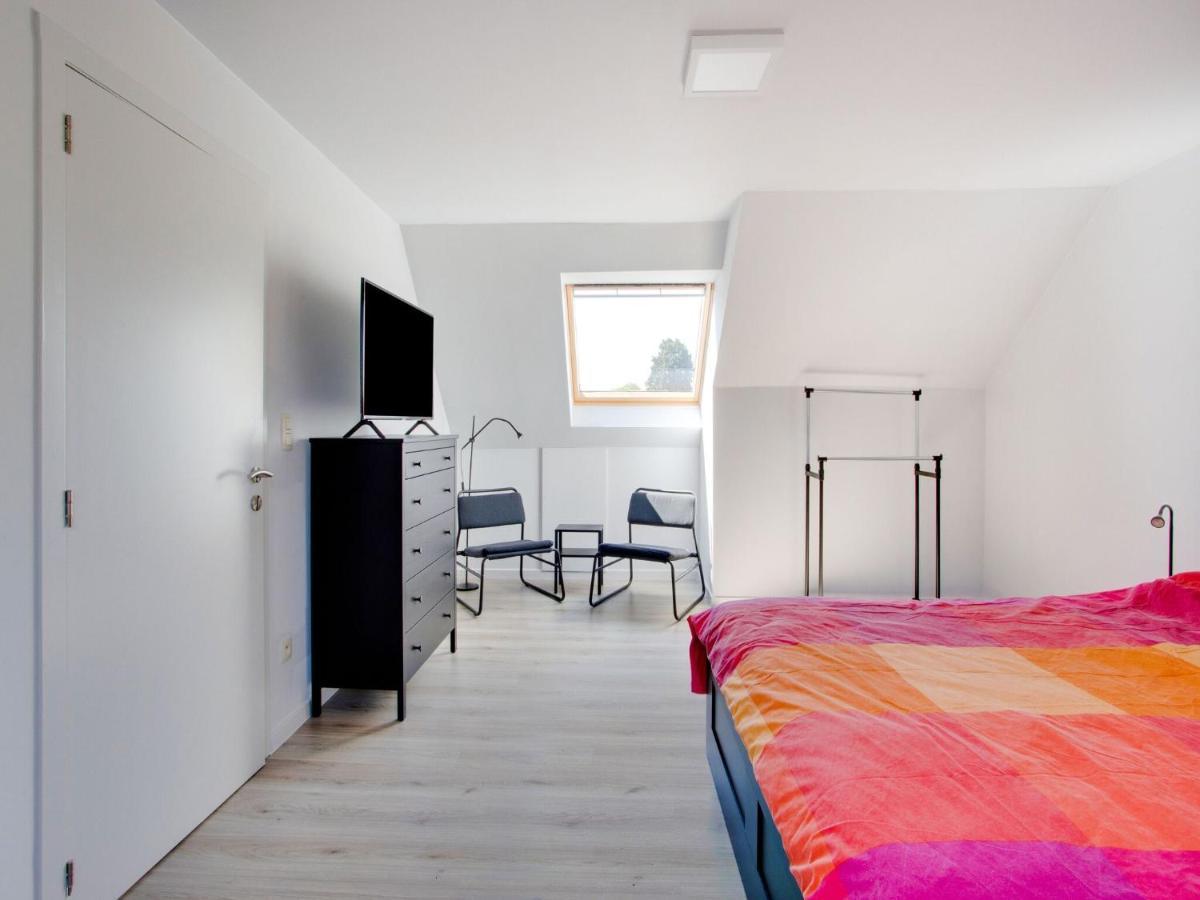 Modern Holiday Home In Scherpenheuvel With Infrared Sauna Exterior photo