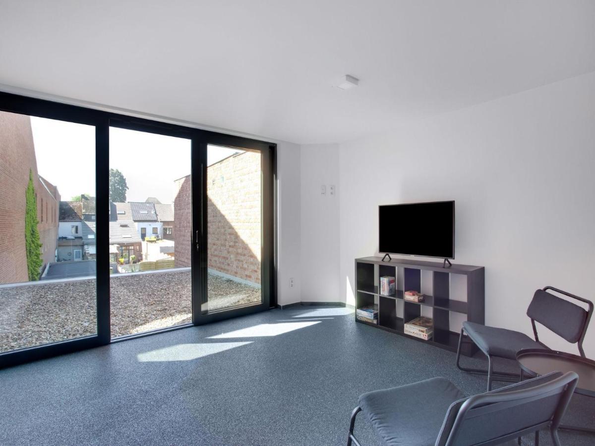 Modern Holiday Home In Scherpenheuvel With Infrared Sauna Exterior photo